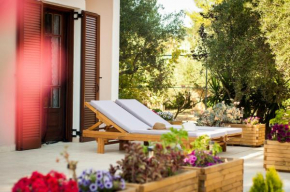 Гостиница Loggos Summer House  Василикос